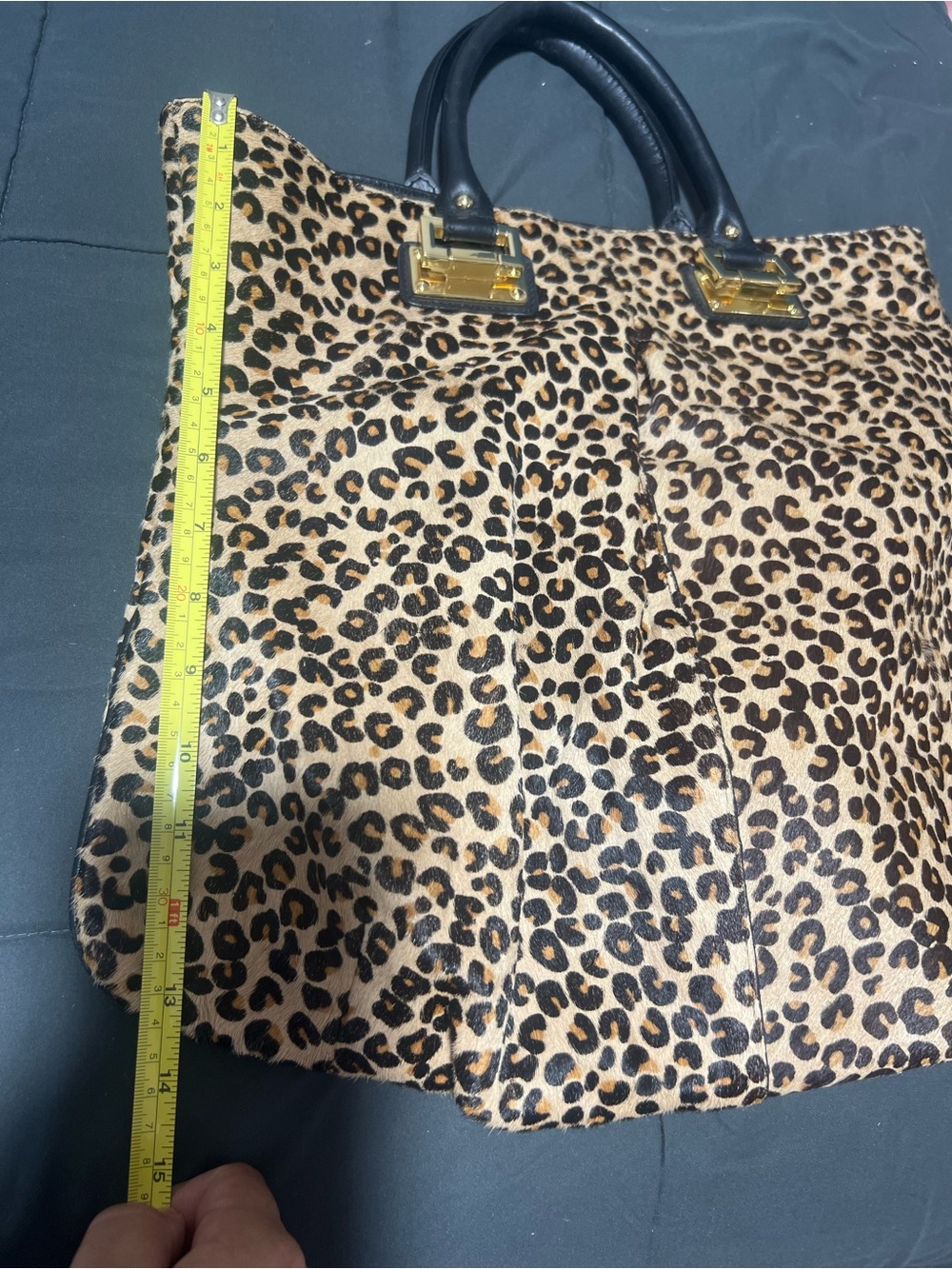 Charles Jourdan Leopard-Print Tote with Black Handles and Gold Hardware - Picture 10 of 11